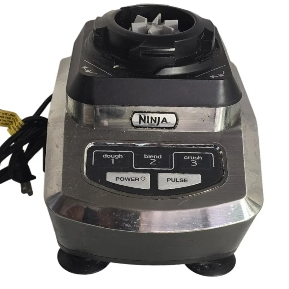 Ninja Professional 1500W‎ Blender Base BL682 Black Silver MOTOR/BASE ONLY GUC